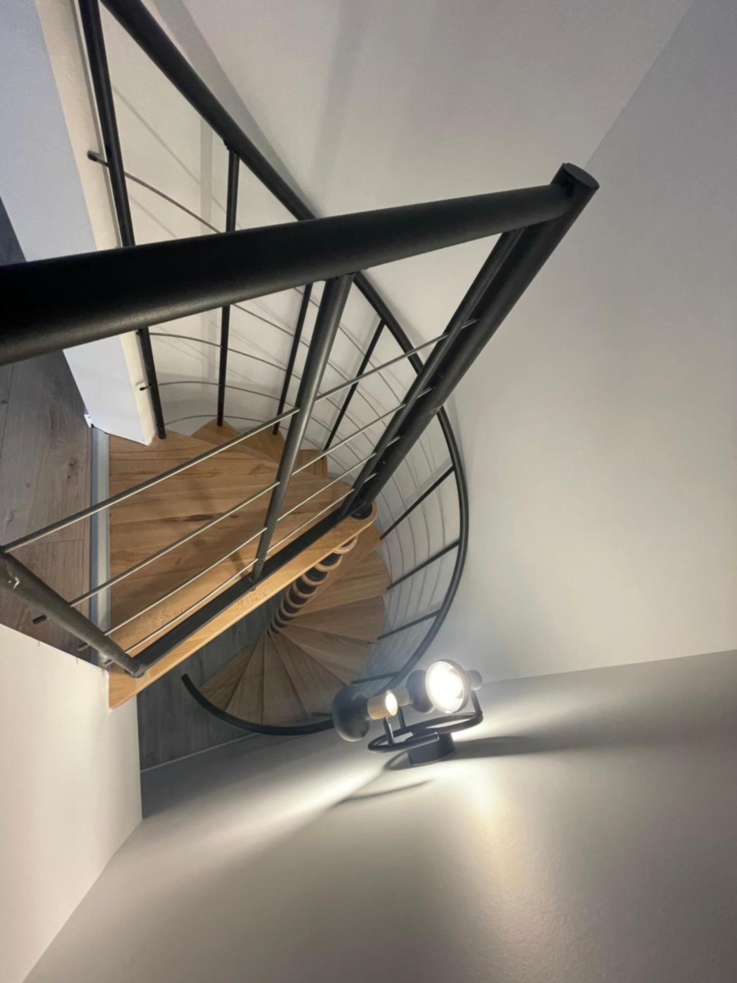 Tiny House Moderne, Avec Terrasse Apartment Changé Екстериор снимка